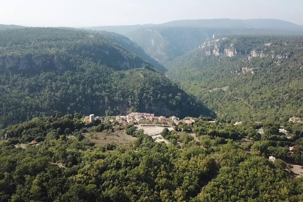 Chateaudouble : Appartement Au Calme Exteriör bild